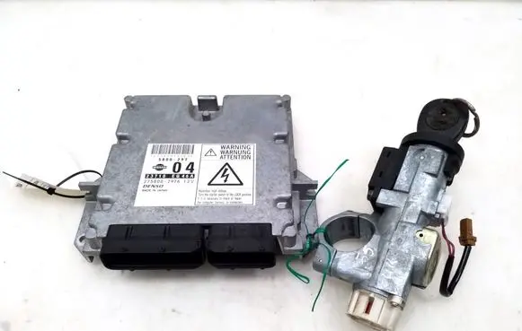 Nissan X-Trail T30 Engine ECU kit and lock set 