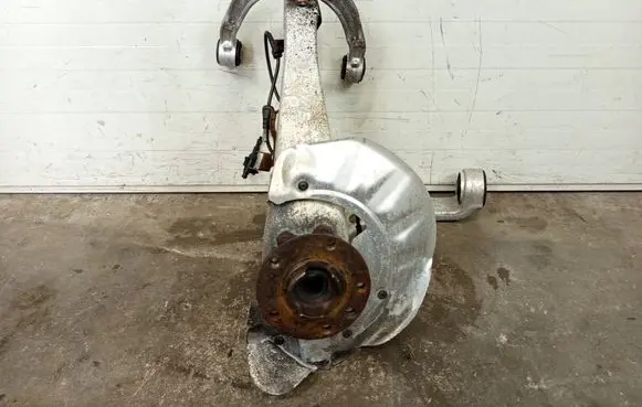 Porsche Cayenne (92A) Front wheel hub spindle knuckle ZWROTNICALEWA