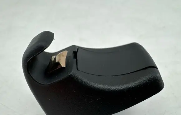 Sun visor clip/hook/bracket