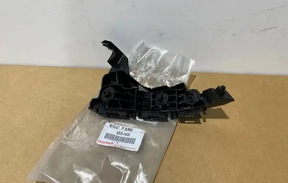 Toyota C-HR II Front bumper mounting bracket 52536F4030