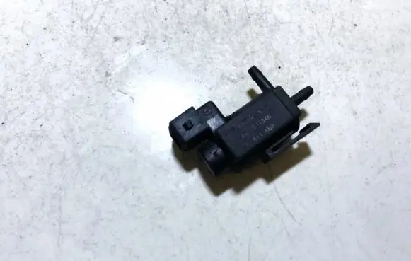 Volvo S60 Turbo solenoid valve 30611668 72224010