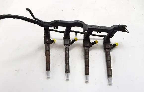 Fuel injector