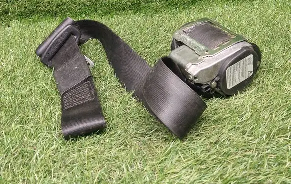 Audi A4 S4 B7 8E 8H Front seatbelt 8H0857706C 607481300