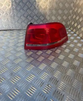 Volkswagen PASSAT B7 Rear/tail lights 3AF945096C