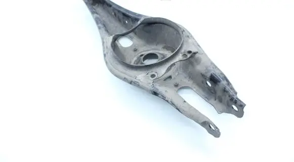 Volkswagen PASSAT B8 Rear upper control arm/wishbone 3Q0505311G