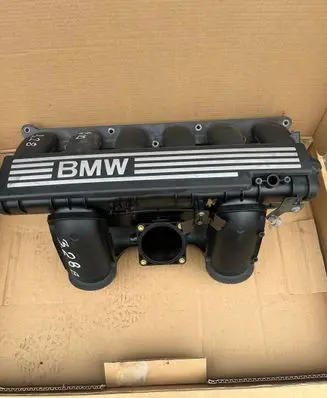 BMW 3 E90 E91 Intake manifold 7548028