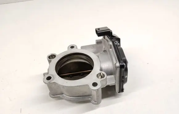 Volvo V60 Throttle valve 32223833AA