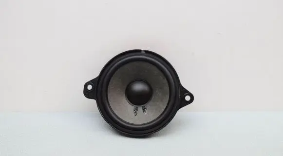 Audi A4 S4 B9 8W Front door speaker 8W0035303