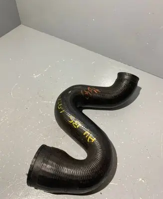 Audi A4 S4 B5 8D Intercooler hose/pipe 8D0145828C