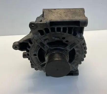 Mercedes-Benz E W211 Generator/alternator A0131549002 0131549002