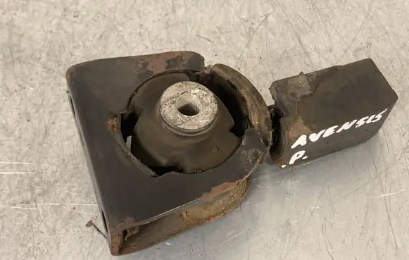 Toyota Avensis T250 Gearbox mount