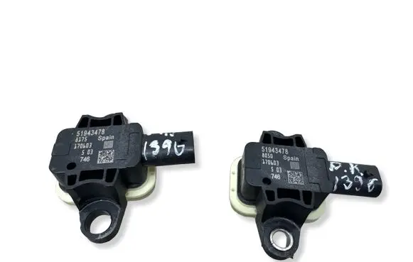 Maserati Levante Airbag deployment crash/impact sensor 51943478
