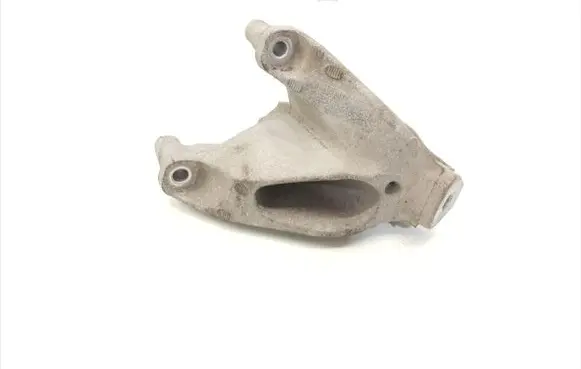 Audi A4 S4 B8 8K Engine mounting bracket 8K0199307AL