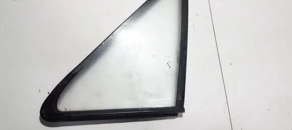 Volkswagen Jetta II Front door vent window glass four-door 