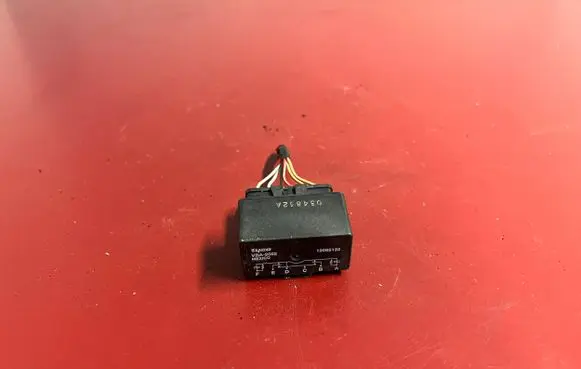 Cadillac SRX Other control units/modules 034832A