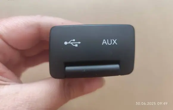 USB socket connector