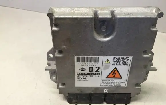 Nissan X-Trail T30 Engine control unit/module B371MEQ44B MB2758002957