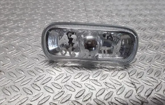 Audi A3 S3 A3 Sportback 8P Front fender indicator light 8E0949127