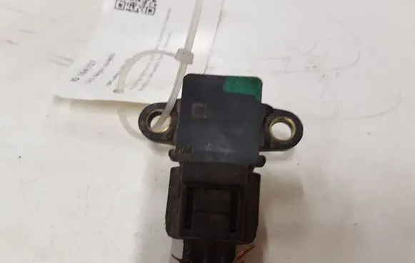 Opel Zafira A Air pressure sensor 24426679