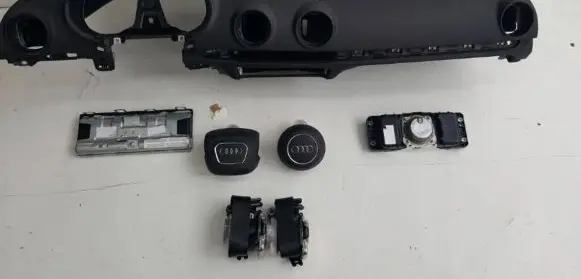 Audi A3 S3 8V Dashboard