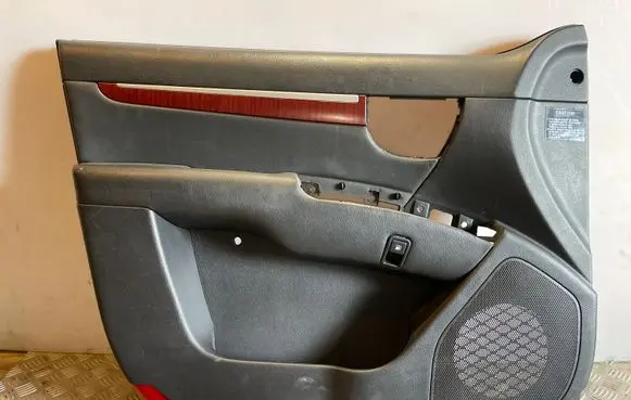 Hyundai Santa Fe Front door card panel trim 823102B000