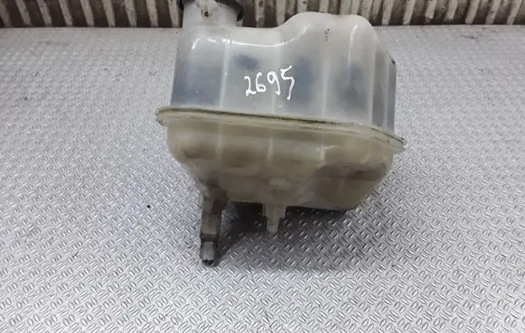 Toyota RAV 4 (XA20) Coolant expansion tank/reservoir