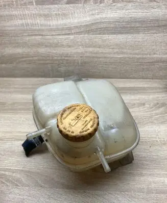 Opel Zafira A Coolant expansion tank/reservoir 13183767