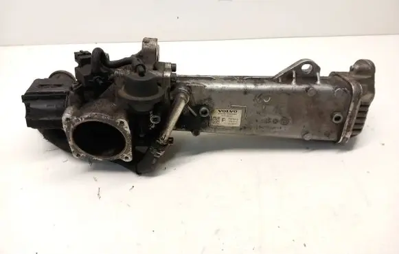 Volvo V60 EGR valve cooler 31325030 1118500059