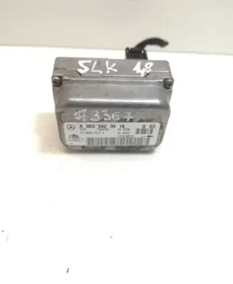 Mercedes-Benz SLK R171 ESP acceleration yaw rate sensor A0035423918