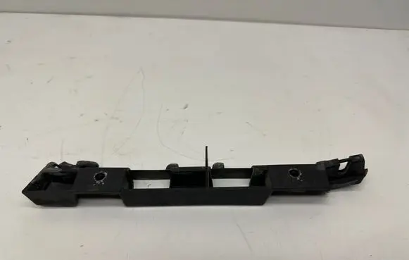 BMW 7 E65 E66 Front bumper mounting bracket 7135576