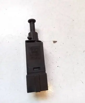 Volkswagen Golf IV Brake pedal sensor switch 927189D 16GMW0