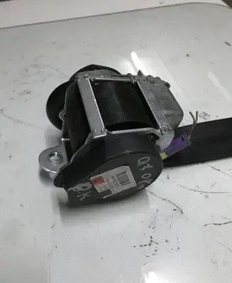 Audi Q7 4L Front seatbelt 606727200