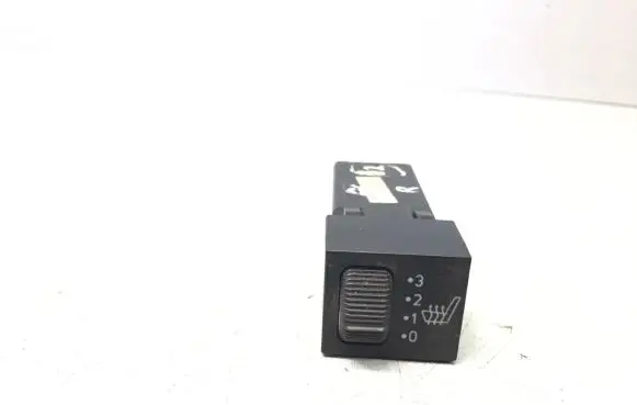 Saab 9000 CS Seat heating switch 4733275