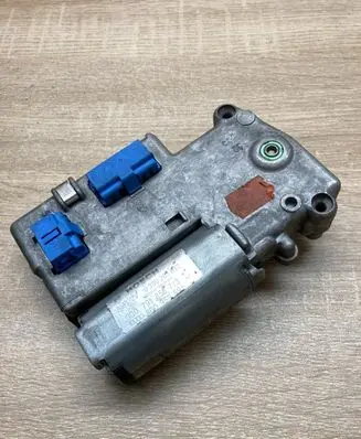 Audi A4 S4 B5 8D Sunroof motor/actuator 8D0959591 0390201632