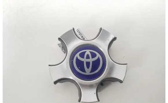 Toyota Avensis Verso Manufacturer badge logo/emblem 