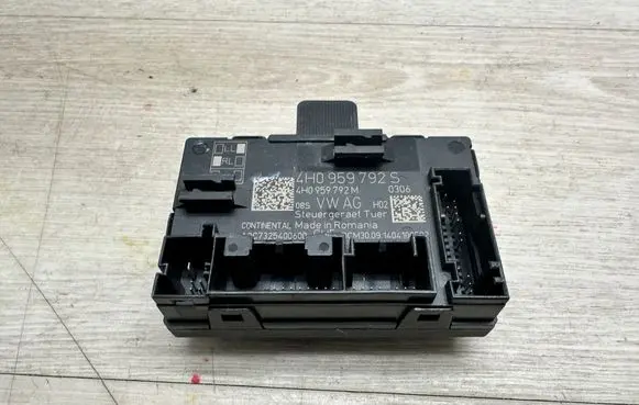 Porsche Cayenne (92A) Door control unit/module 4H0959792S A2C7325400600 4H0959792M