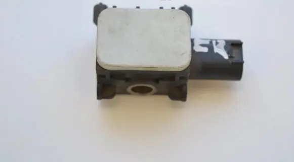 Mercedes-Benz Sprinter W906 Airbag deployment crash/impact sensor 0038202926