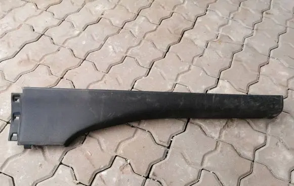 Renault Laguna III Front sill trim cover 768940001R 6071