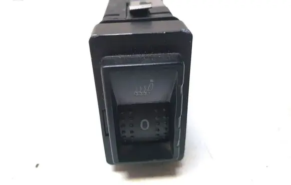 Skoda Superb B5 (3U) Seat heating switch 3U0963563