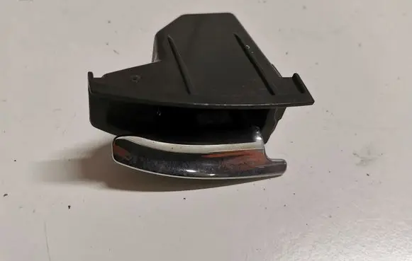 Mercedes-Benz E W211 Rear door ashtray A2118100228