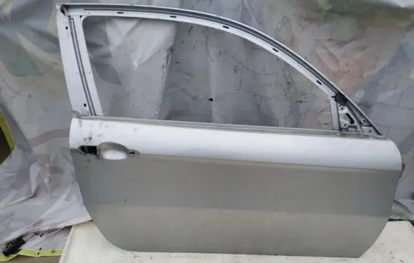 Alfa Romeo 147 Front door