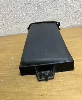 BMW 7 E65 E66 Air filter box cover 64318379958 F1459