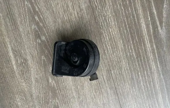 Ford Focus Horn signal JX6T13802AD