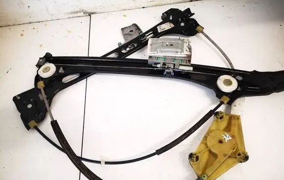 Mitsubishi Lancer X Sliding door window regulator with motor 989582