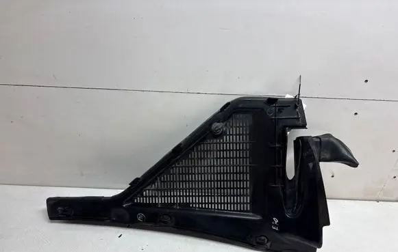 BMW X5 E70 Wiper trim 10834110