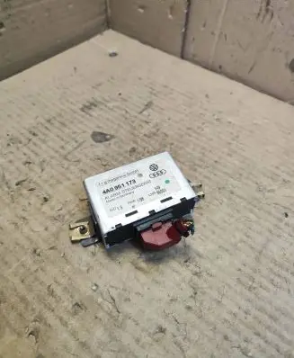 Audi A6 S6 C4 4A Other control units/modules 4A0951173