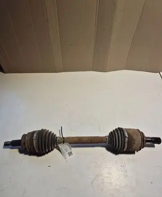 Mitsubishi Pajero Rear driveshaft