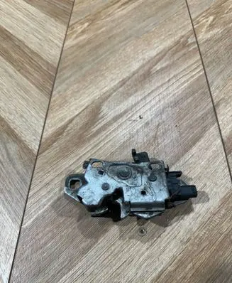 Mini One - Cooper R50 - 53 Engine bonnet/hood lock/catch