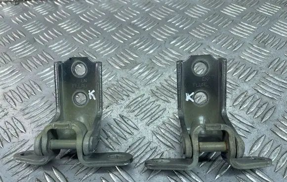 KIA Sorento Front door hinge set 