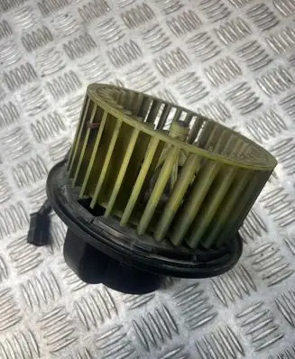 Audi 80 90 B3 Heater fan/blower 893819021